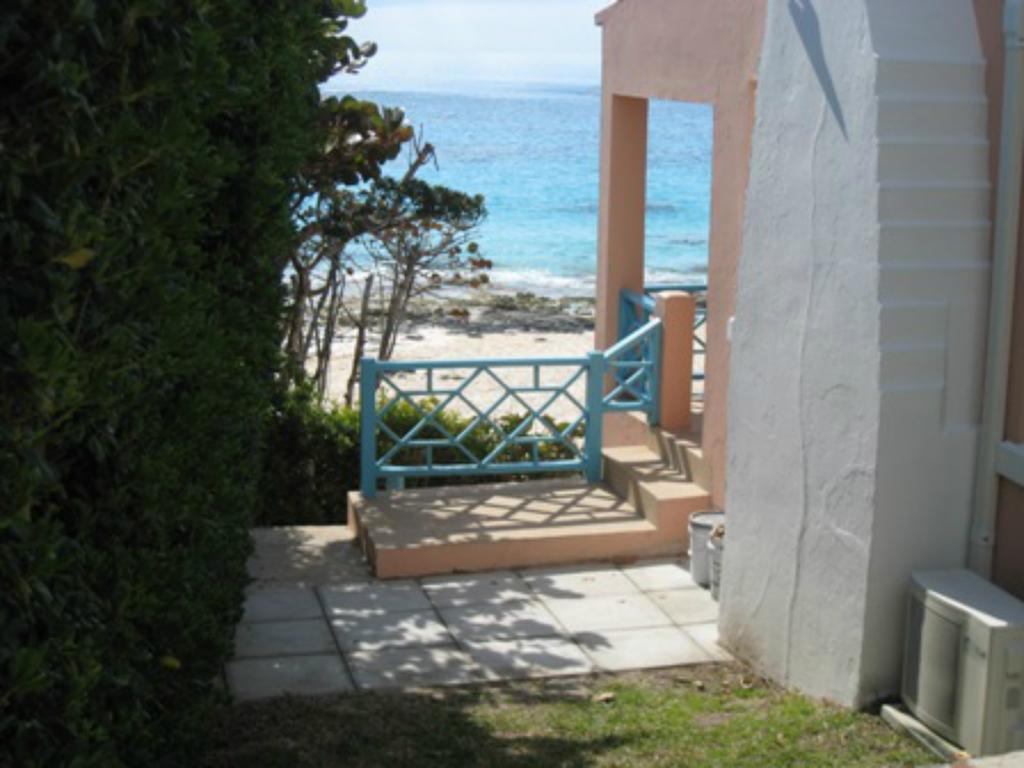 Grape Bay Cottages Mount Pleasant Exteriör bild