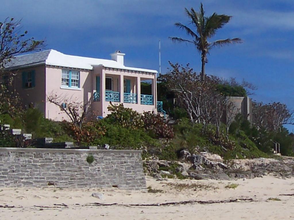 Grape Bay Cottages Mount Pleasant Exteriör bild